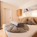 Apartman Annas Garten Inklusive Super Sommer Card Sommer 2026 Serfaus