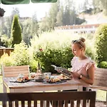 Annas Garten Inklusive Super Sommer Card Sommer 2026 Apartman Serfaus